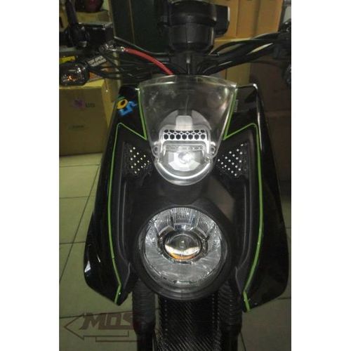 BWS/Zuma 125 Projector Set (with headlight cover) Head Lamps